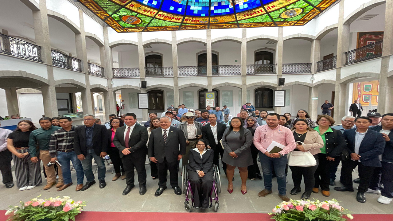Promueve Gabriela Hernández voto de presidentes de comunidad