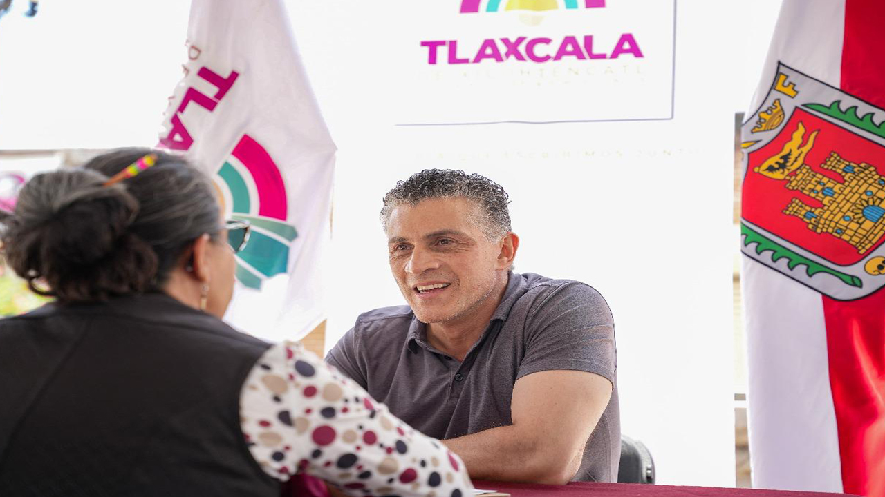 El alcalde Alfonso Sánchez García escucha y resuelve con audiencias ciudadanas en acuitlapilco