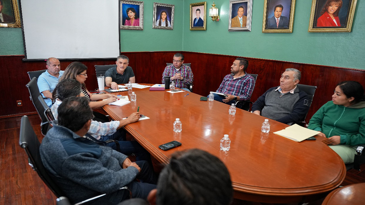 Alcalde Alfonso Sánchez García fortalece diálogo con comerciantes del mercado Emilio Sánchez piedras