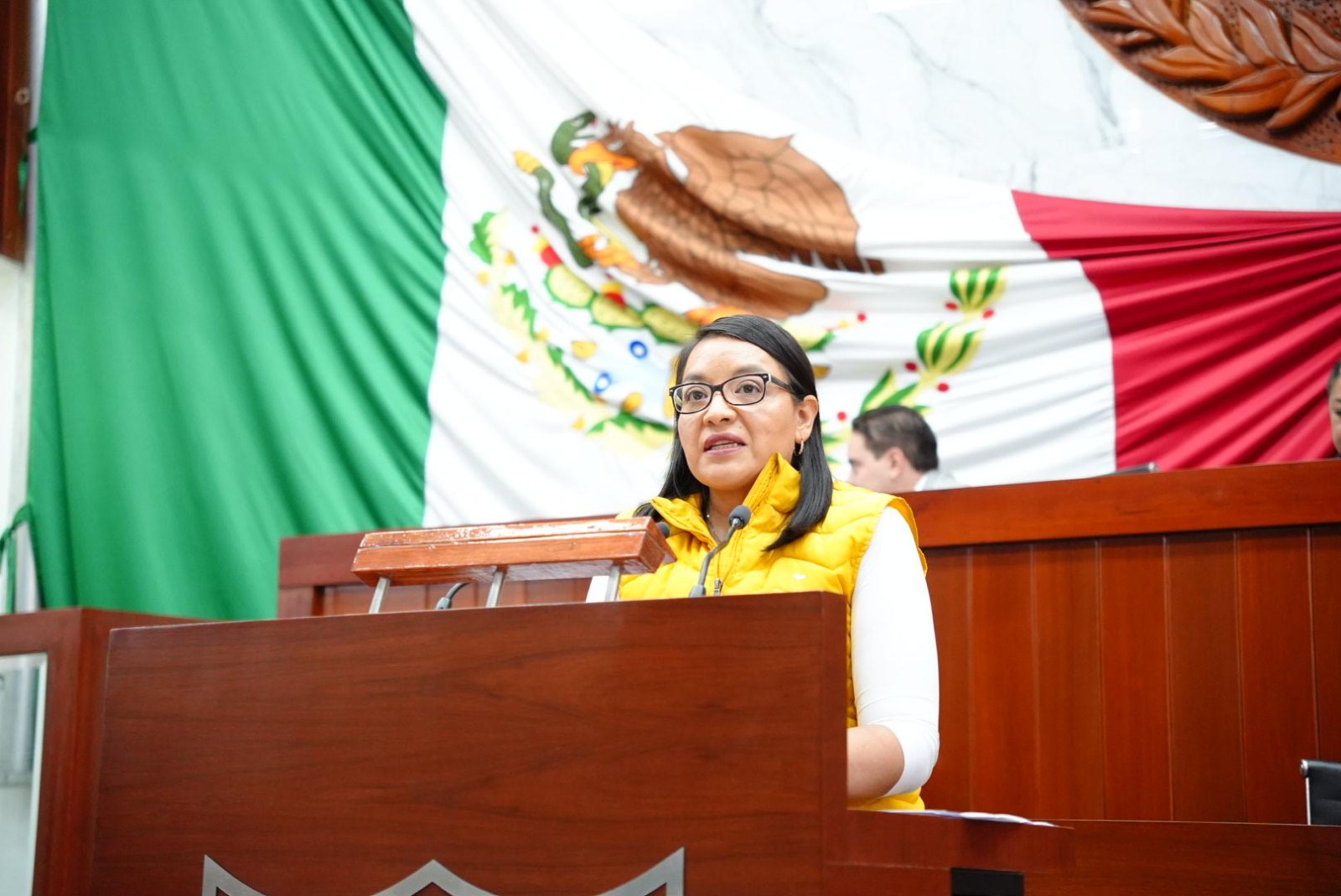 Propone Laura Yamili Flores descuento obligatorio en predial y agua potable para personas adultas mayores