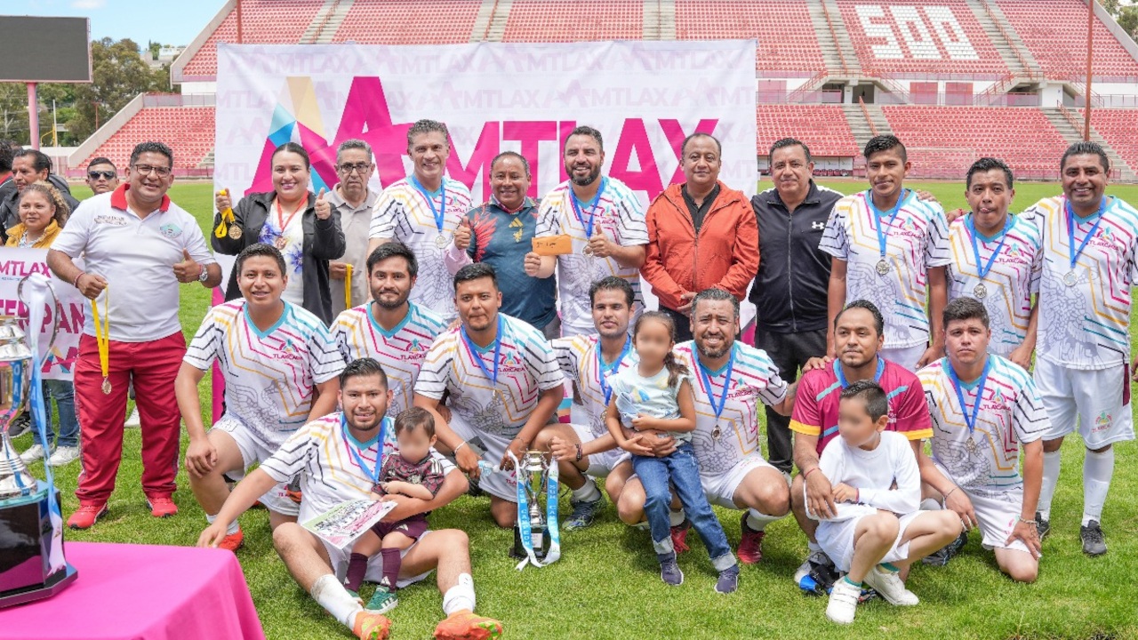 El futbol une a los municipios: Alcalde Alfonso Sánchez García