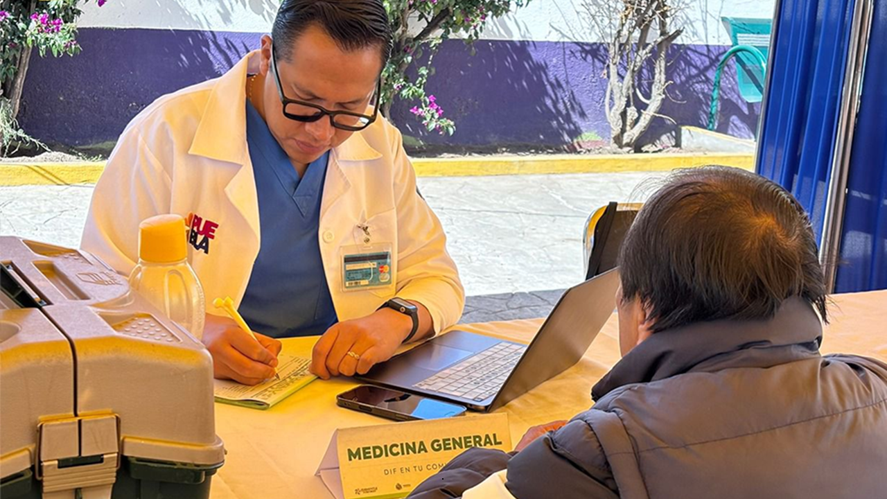 Caravana de Salud y de Servicios Beneficia a más de 50 Personas en el Barrio de la Preciosa