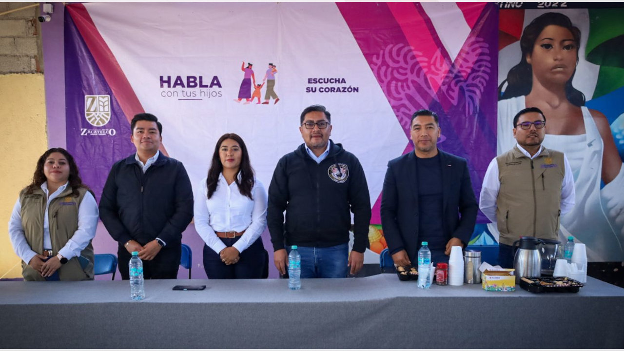 Gobierno Municipal de Zacatelco impulsa la comunicación entre padres e hijos para fortalecer el tejido social