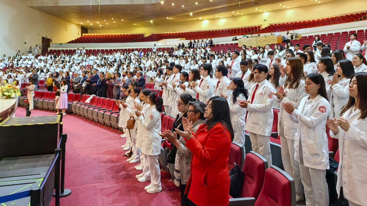 Comunidad de Ciencias de la Salud UATx celebra el Día de Médico