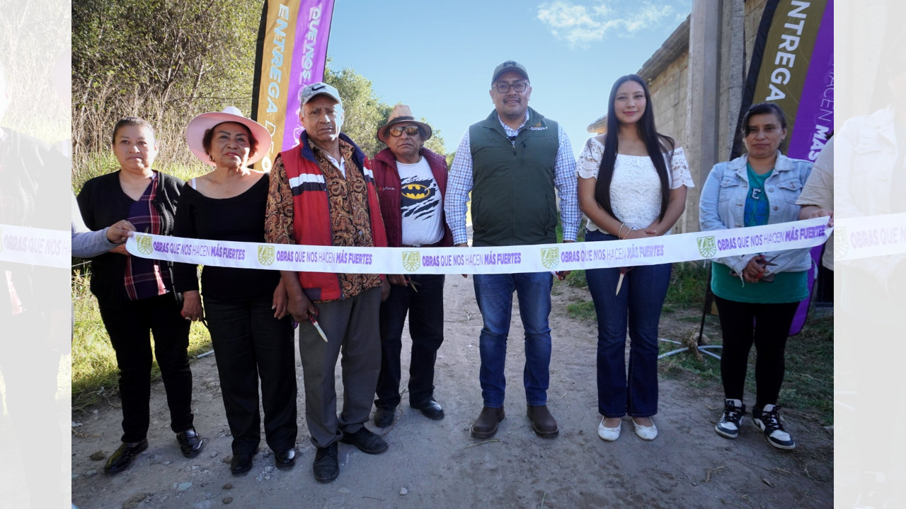 Vecinos de la Calle 26 de Julio de la Segunda Sección de Zacatelco ya cuentan con red de energía eléctrica