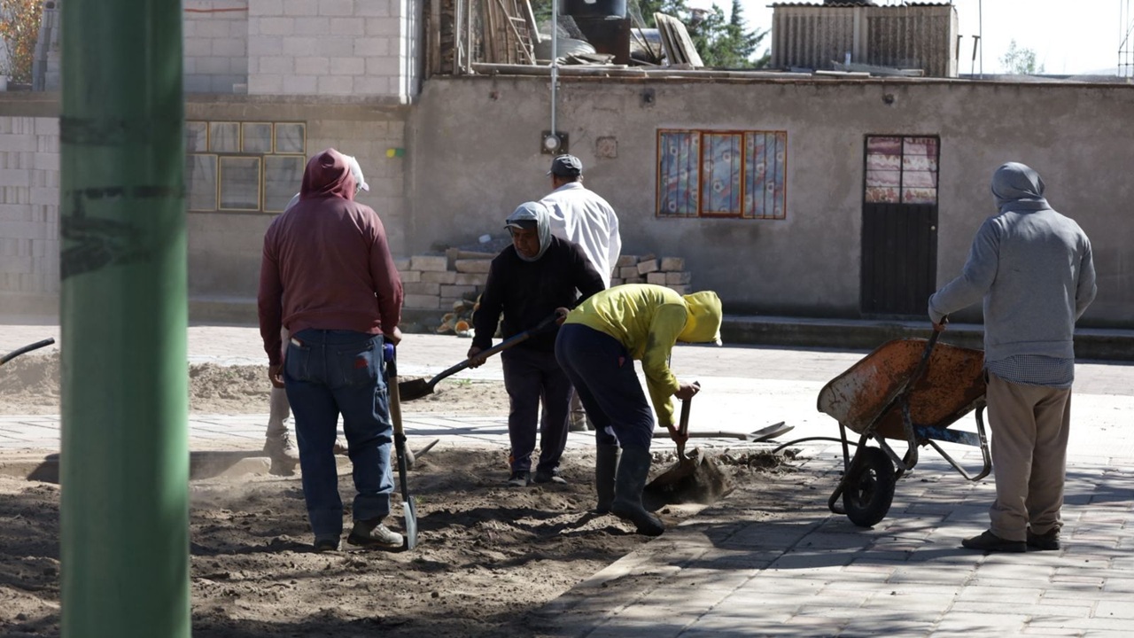 Avanza la renovación del parque público en la colonia José María Morelos; un compromiso cumplido con la ciudadanía huamantleca