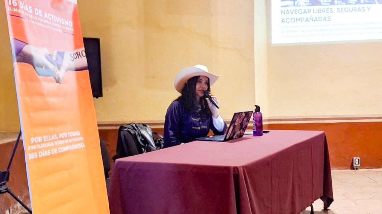 Ayuntamiento de Tlaxcala continúa con los 16 días de activismo contra la violencia hacia las mujeres ahora con el taller: redes sociales seguras
