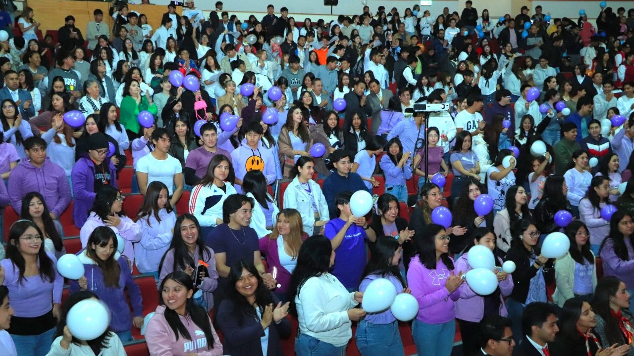 Rector pone en marcha los trabajos del 10° Foro de Autorrealización y la Feria de Valores UATx