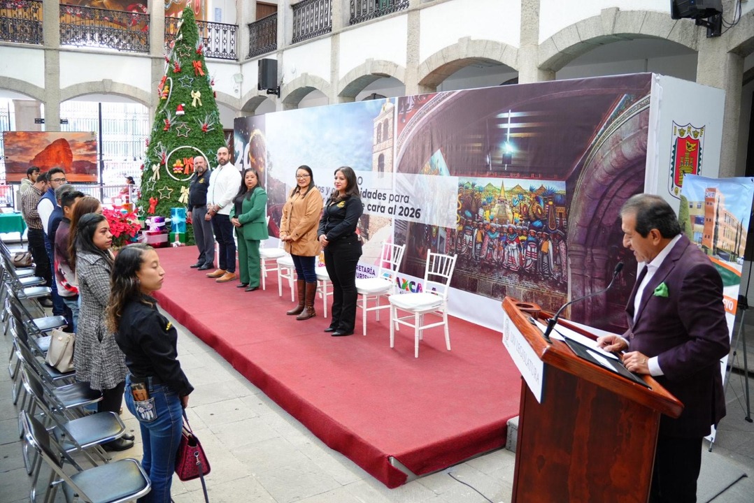 Preside Laura Flores foro sobre retos y oportunidades del sector turístico rumbo al 2026