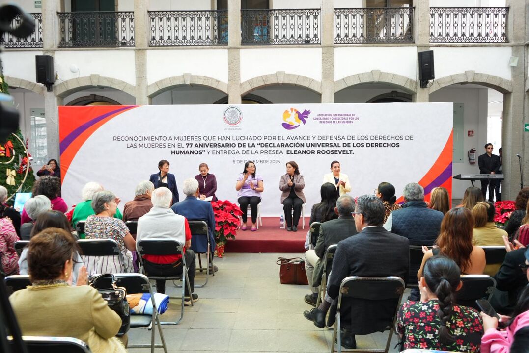 Acompañan diputadas entrega de la presea “Eleanor Roosevelt” en reconocimiento a mujeres defensoras de los derechos humanos