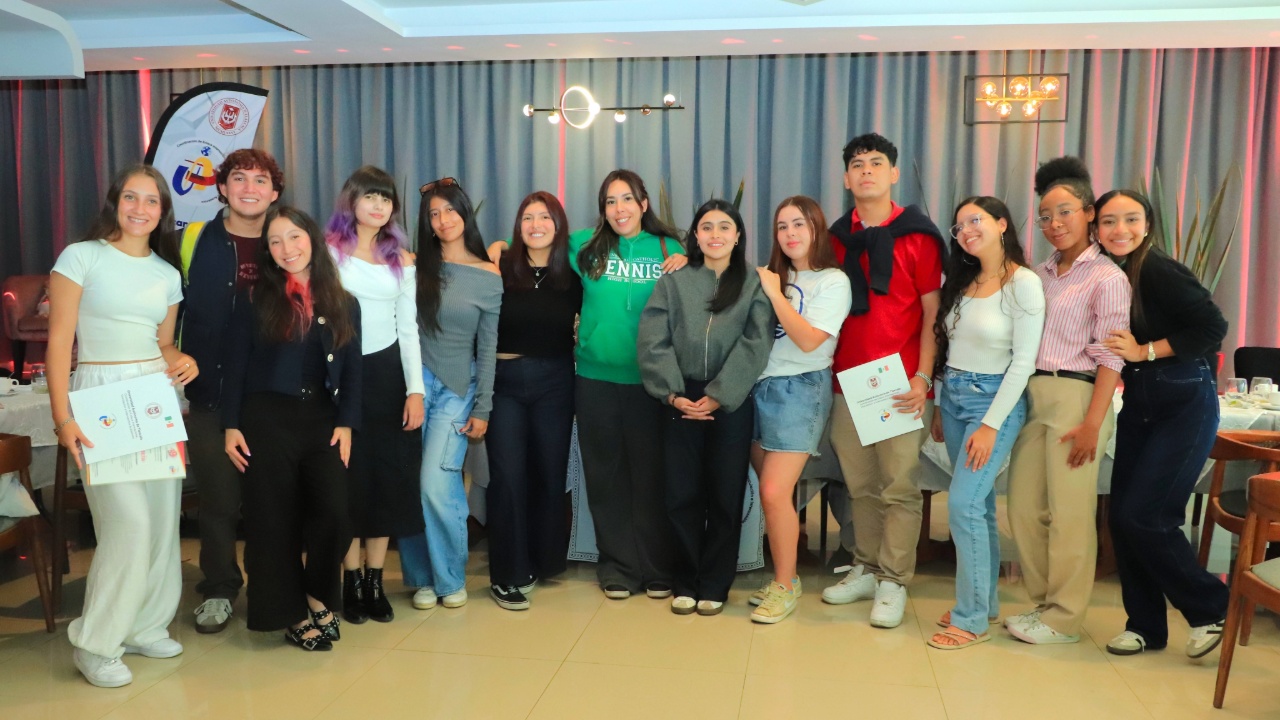 Estudiantes de Colombia, Brasil, Argentina y España comparten experiencias de interculturalidad de su estancia en la UATx