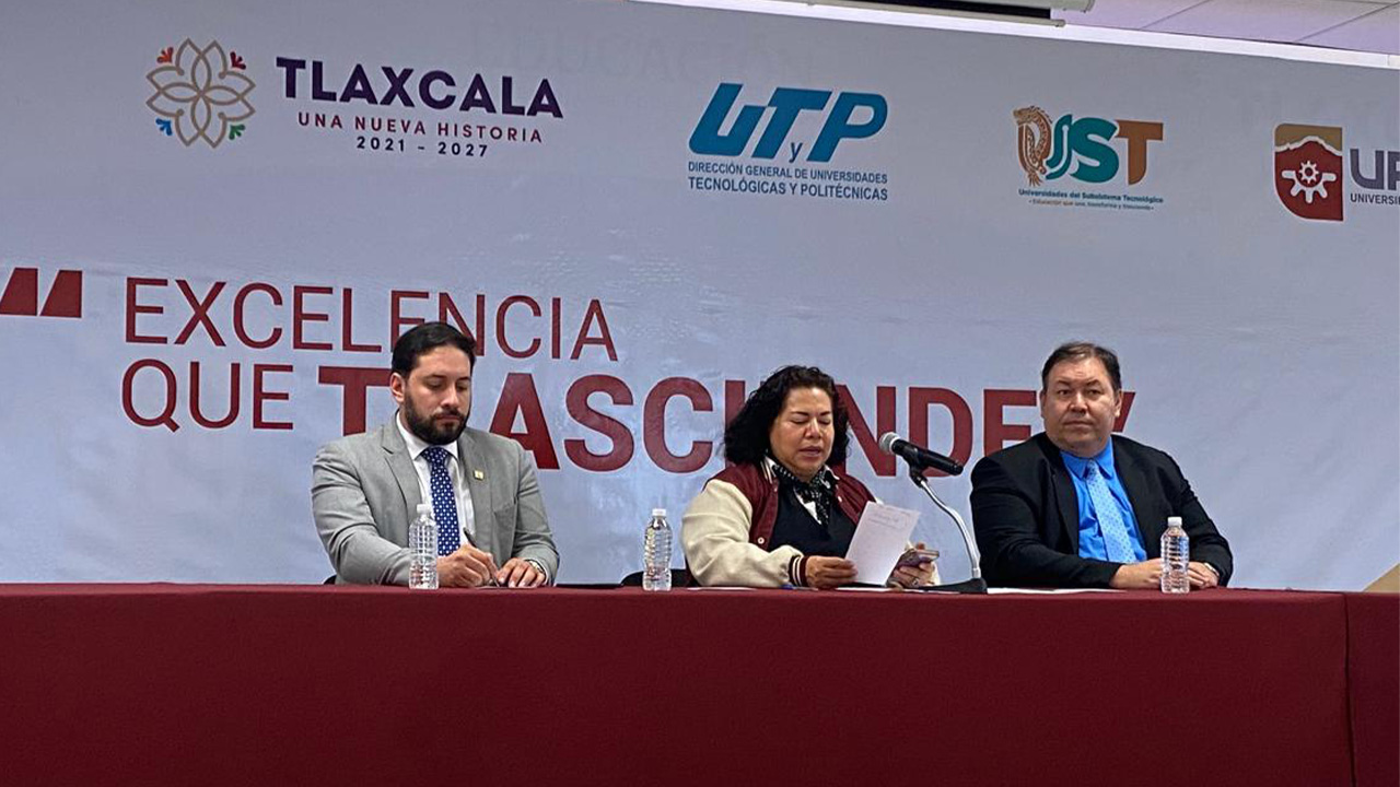 UPTx impulsa formación avanzada en IA aplicada a la Industria 4.0 con alianza Colombia–México