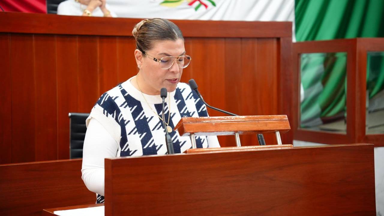 Propone Sandra Aguilar Vega actualizar el marco constitucional del juicio político en Tlaxcala