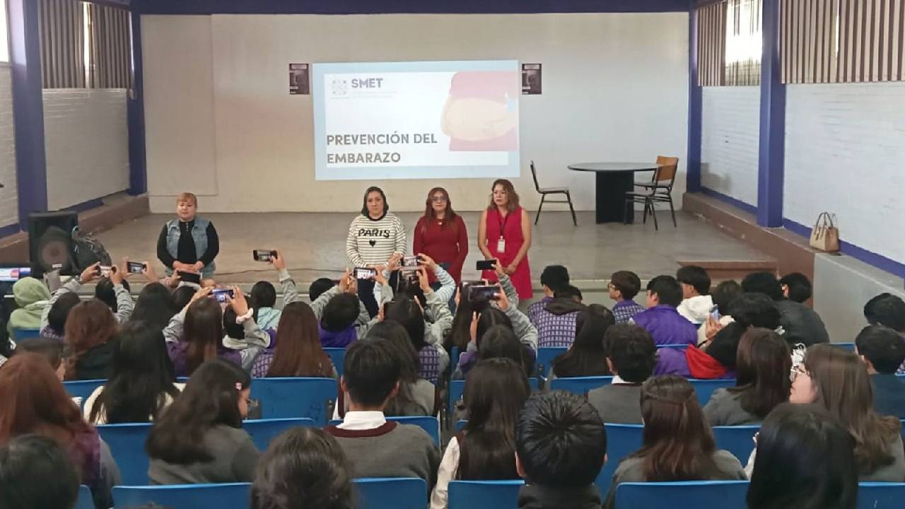 Fortalecen Conciencia y Autonomía en Jóvenes del COBAT 02 con Plática sobre Prevención del Embarazo Adolescente