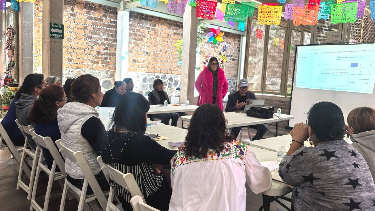 Aprenden Artesanos Herramientas Digitales para Ampliar sus Ventas con Impulso del Gobierno de Alfonso Sánchez