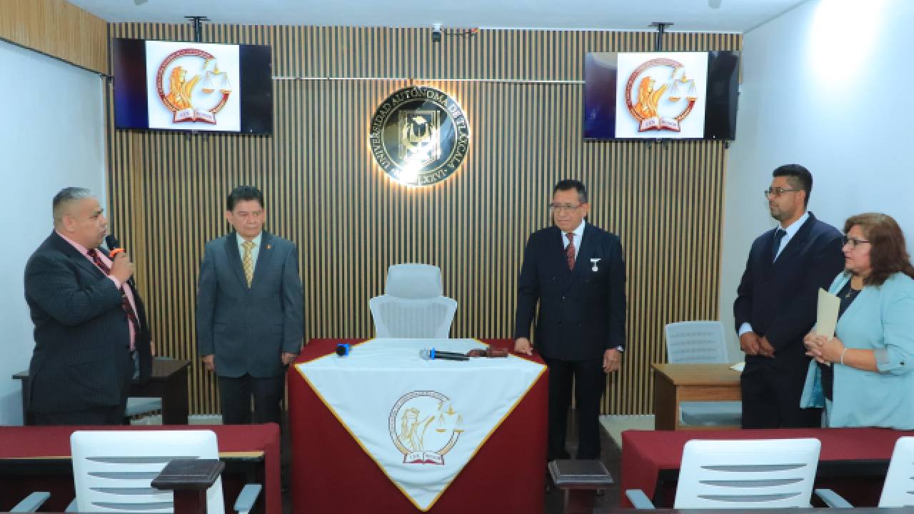 Rector de la UATx inauguró Sala de Juicios Orales en Campus Calpulalpan