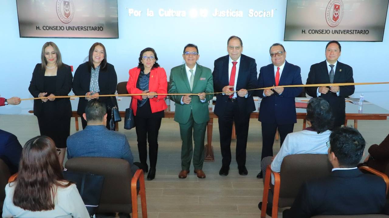 Estrena Consejo Universitario de la UATx su  Sala de Sesiones del Pleno en la Torre de Rectoría