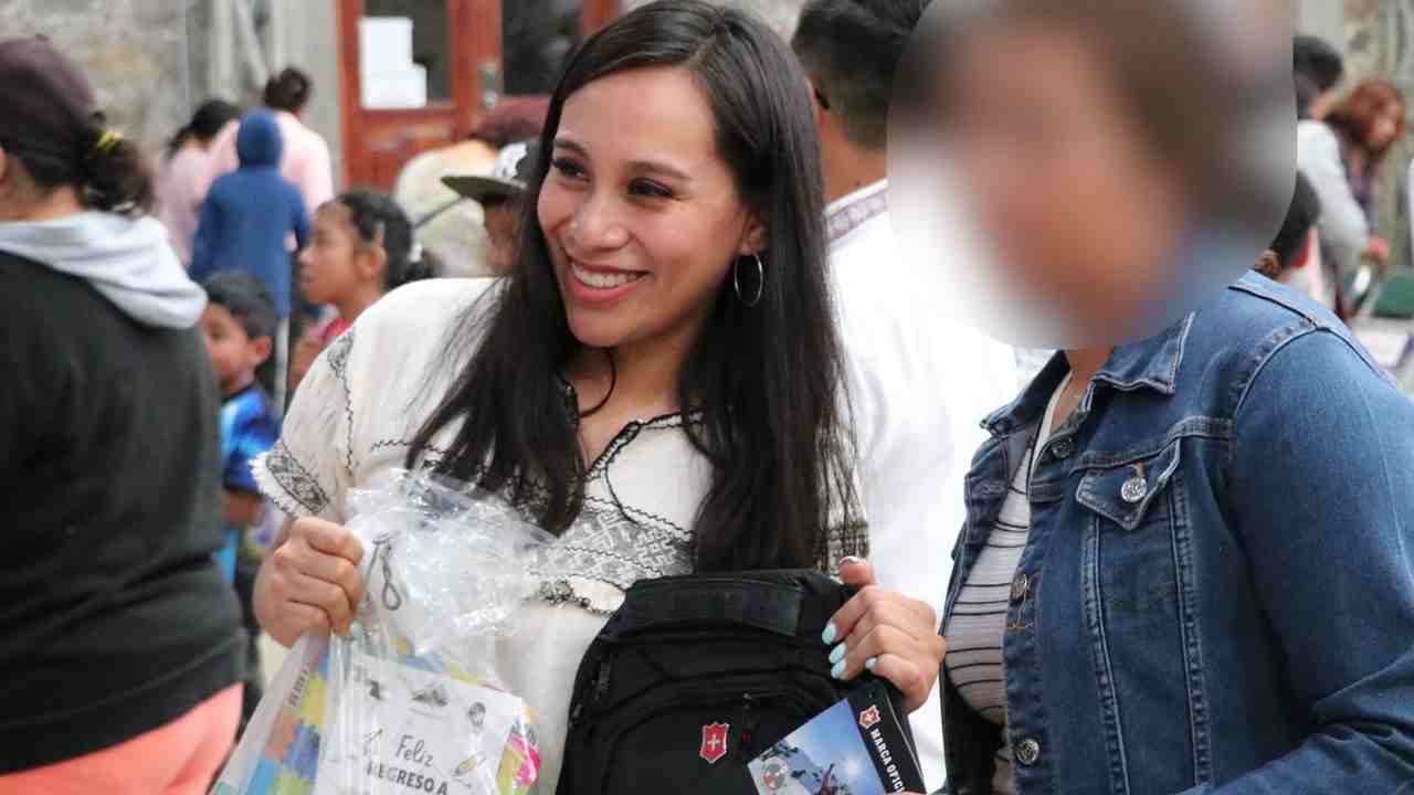 Un gobierno que invierte en la educación, invierte en el futuro de Ixtenco: Aline Lazo