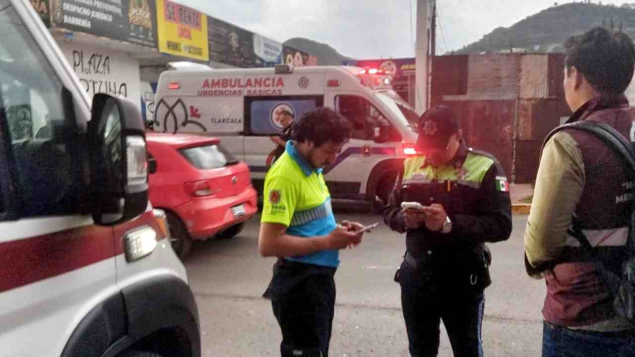 Policía Municipal y de Protección Civil de Tlaxcala, junto con el CRUM, brindan atención tras atropellamiento de menor en Tizatlán