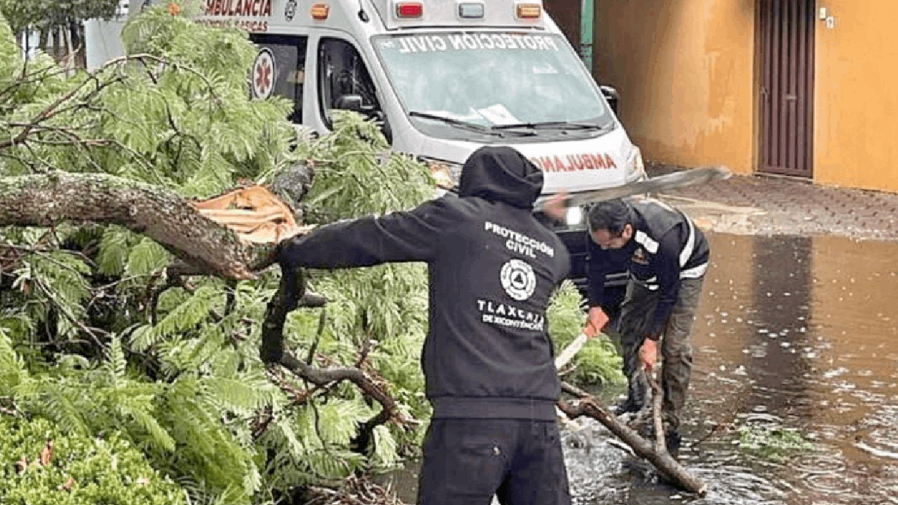 Tras intensa lluvia se activa respuesta inmediata de las brigadas municipales en la capital