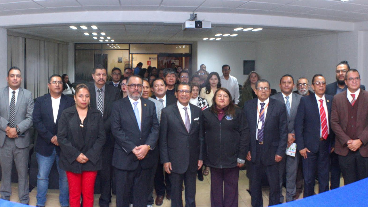 Concluye curso “4 Pilares de la buena argumentación jurídica penal” que ofreció la UATx a personal de la FGJE de Tlaxcala