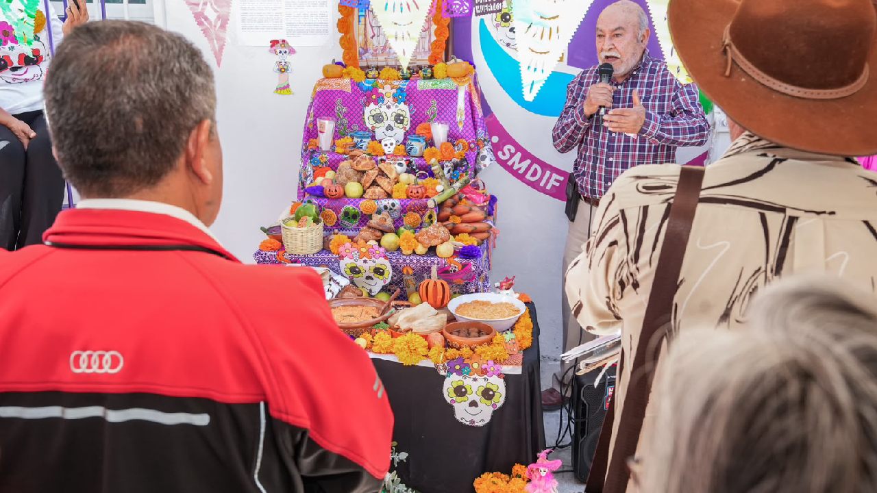 Ayuntamiento de Tlaxcala Celebra Día de Muertos con Concurso de Ofrendas en la Casa de Día del Adulto Mayor