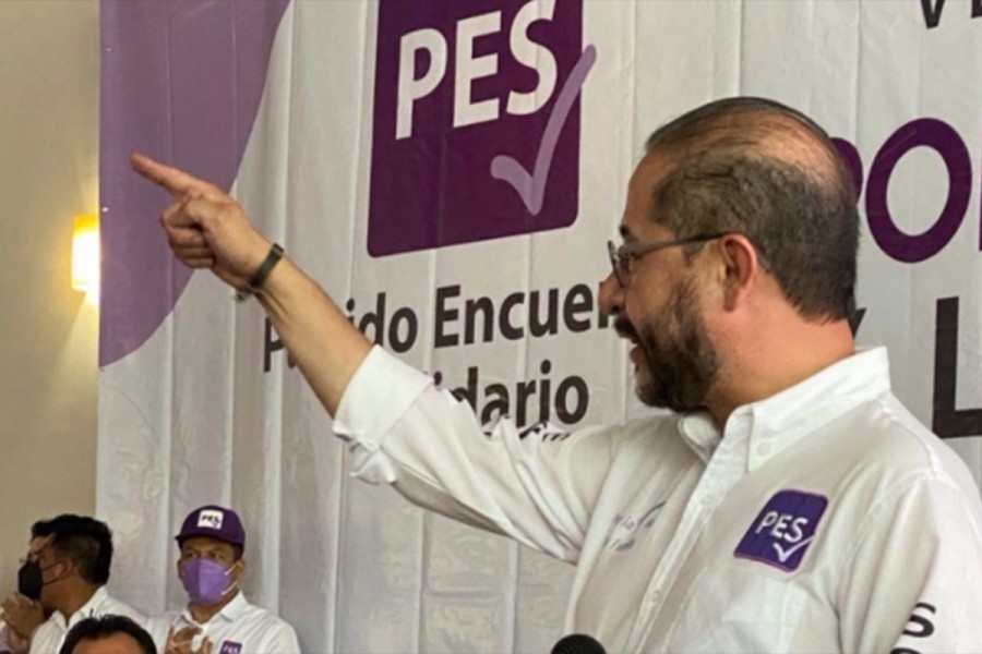 @PESNacionalMX  da candidatura a ex militar huachicolero @hugoericflores @FGRMexico @MXvsCORRUPCION