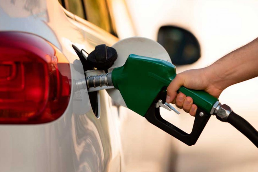 Se eleva el precio de la gasolina por impacto del referente internacional