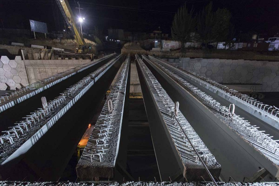 Construcción de nuevo puente vehicular en Atlihuetzia registra 80 por ciento de avance físico: SECODUVI